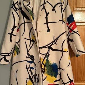 Beautiful multi color coat.